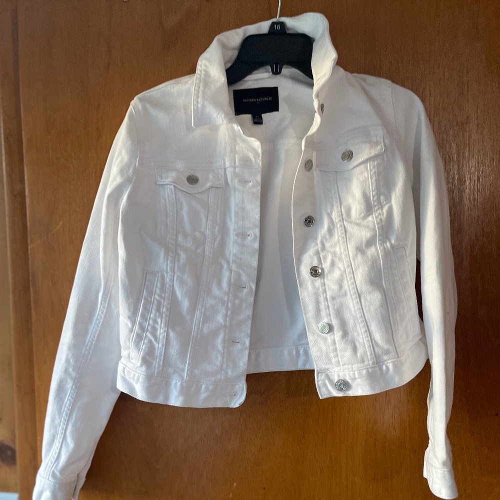 Banana Republic white jean jacket, XS